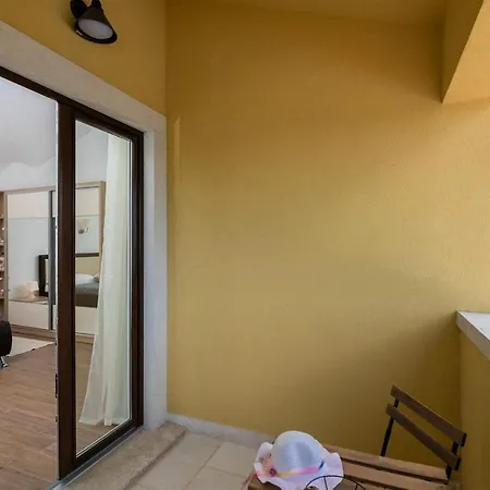 Villa Holiday فندق